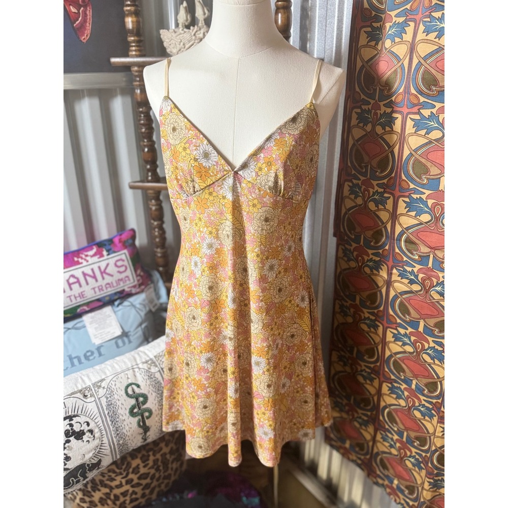7DAY WKND Floral Print Mini Dress Sleeveless Casual‎ Summer Sundress